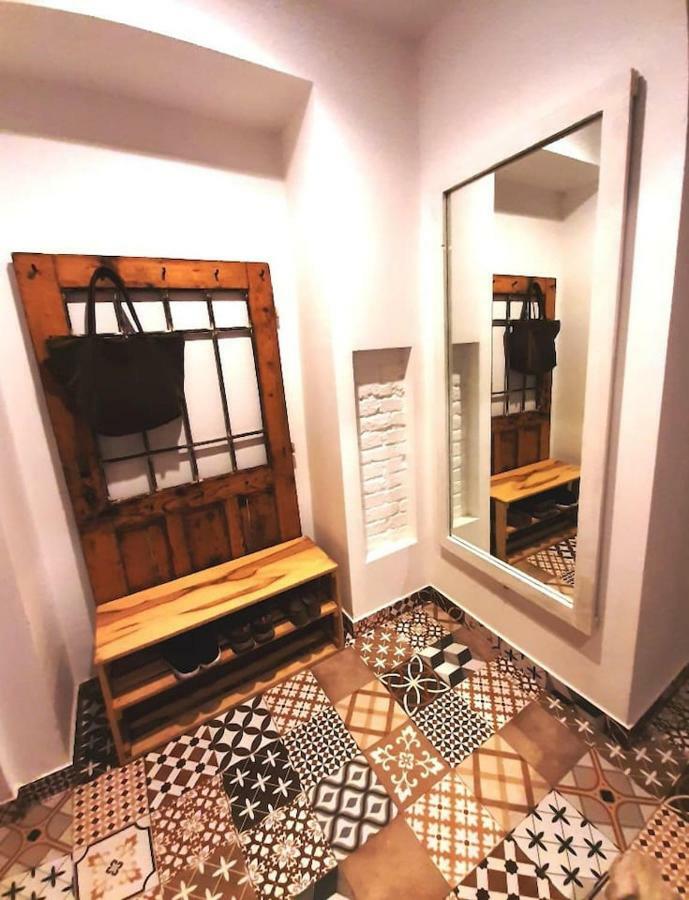 2 Bedroom Apartment Near Heroes Square Budapest Luaran gambar